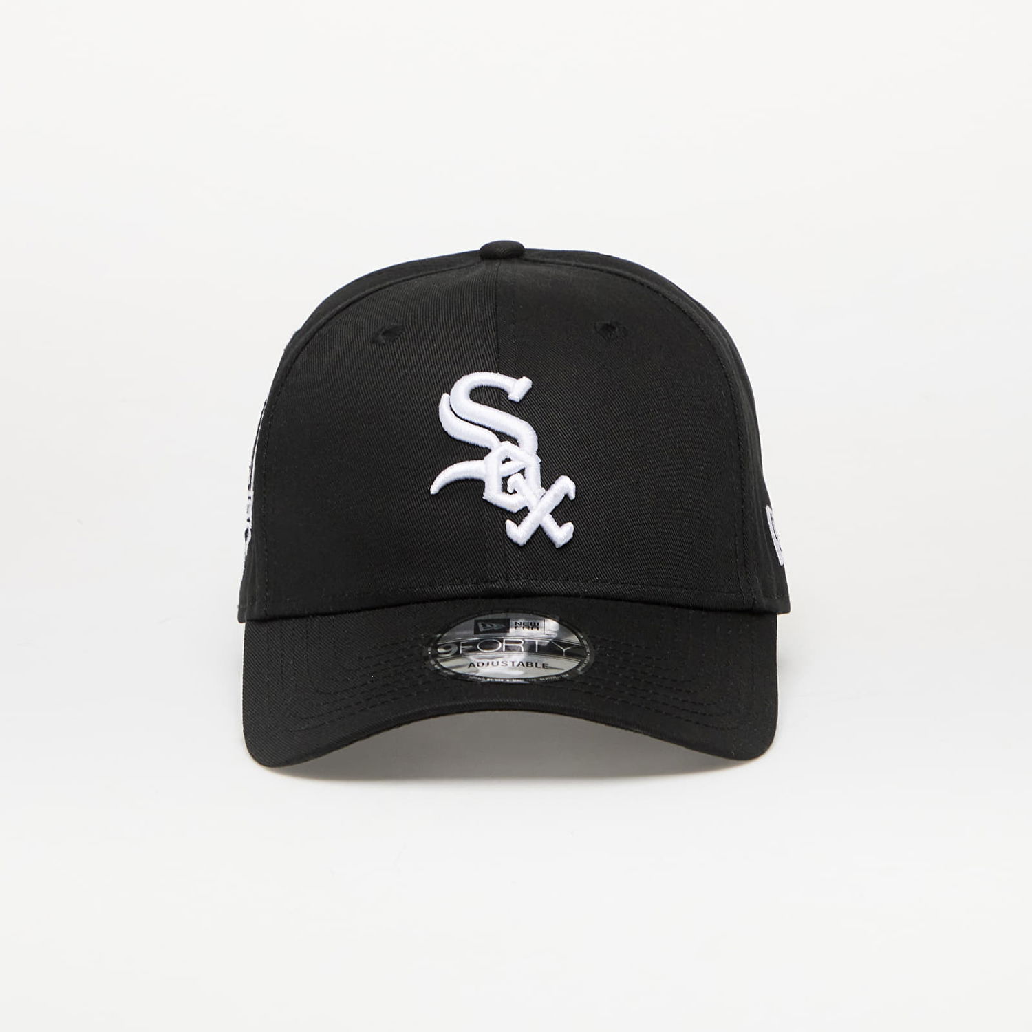 Kapa New Era Chicago White Sox 9FORTY Side Patch Adjustable Cap Crna | 60667440, 0