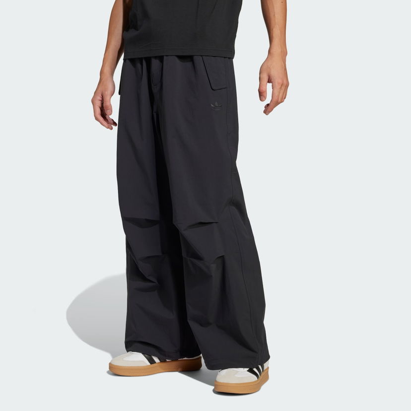 Cargo hlače adidas Performance Premium Essentials Utility Parachute Pants Crna | JD2111