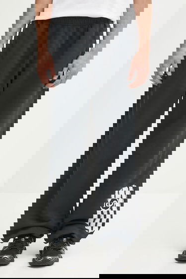 Trenirka Maison Margiela MM6 Maison Margiela Graphic Print Lounge Pants Crna | SH2KA0033.M25004.900, 0