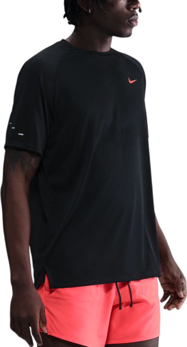 Majica kratkih rukava Nike Nike Stride T-Shirt Crna | hv2128-010, 0