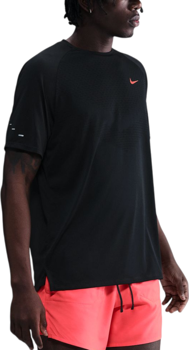 Majica kratkih rukava Nike Nike Stride T-Shirt Crna | hv2128-010, 0