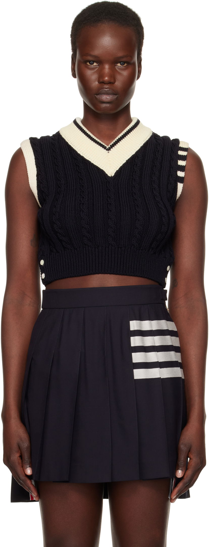 Majica bez rukava Thom Browne Classic Baby Cable Stitch Cropped Vest Plava | FKV205A-Y1024