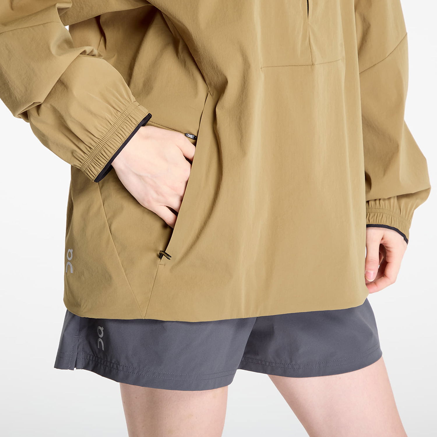 Vjetrovka On Running Windbreaker All-Day 1/2 Zip Jacket Bež | 1WE30413850, 1