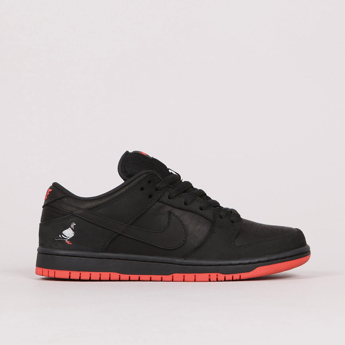 Tenisice i cipele Nike SB Jeff Staple x Dunk Low Pro SB "Black Pigeon" Crna | 883232-008, 0