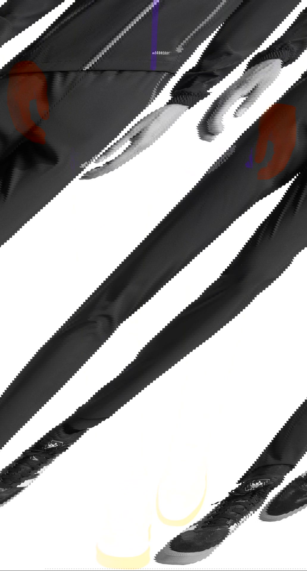 Hlače adidas Performance Manchester United Tiro 25 Competition Vis Tech Travel Pants Crna | JV5352, 1