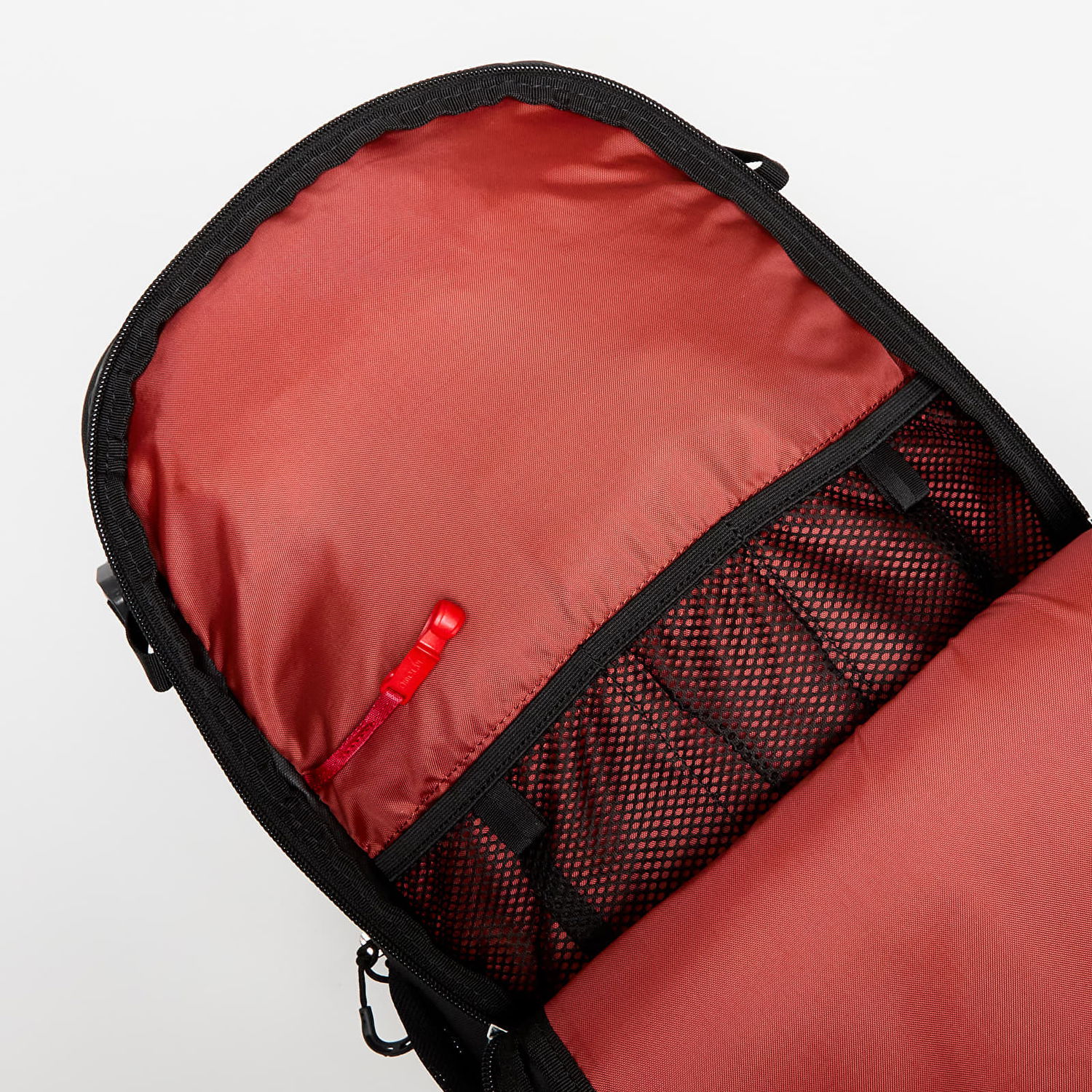 Ruksak Osprey Escapist 25 II Backpack S/M Crna | 10030932OSP, 1