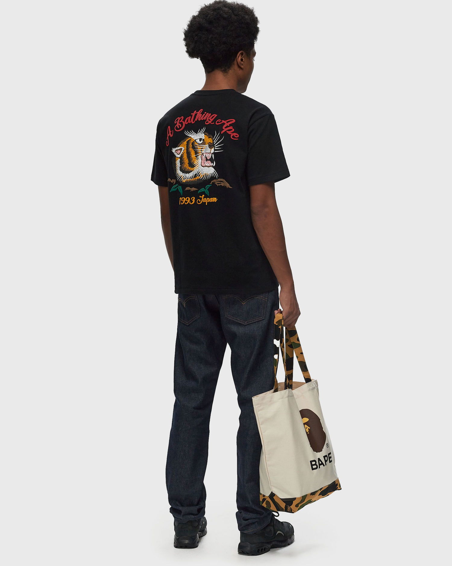 Majica kratkih rukava BAPE Embroidery Style Souvenir Logo T-Shirt Crna | 001TEK801025M-BLK, 1