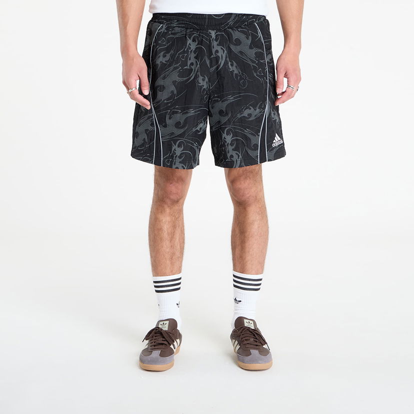 Kratke hlače adidas Originals Adilenium Season 4 Teamgeist Woven Shorts Crna | KF8525