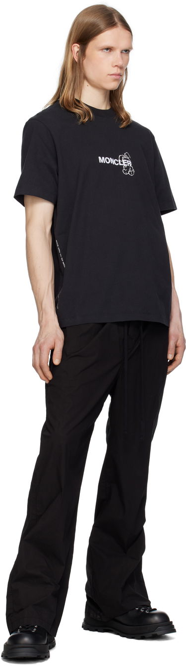 Majica kratkih rukava Moncler Moncler Genius x FRGMT Hiroshi Fujiwara Cartoon Logo T-Shirt Crna | K109U8C00004M3265, 4