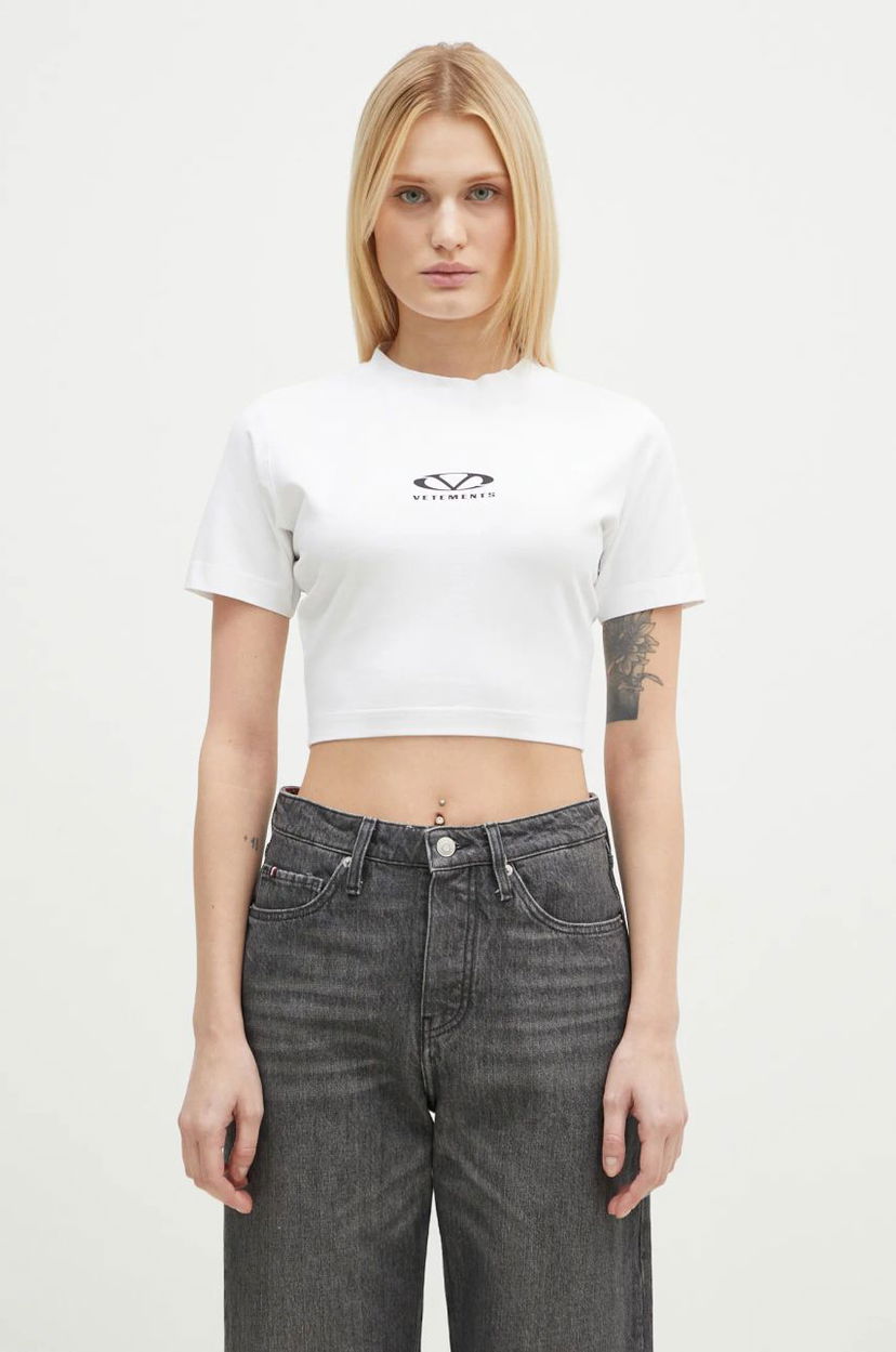 Crop top VETEMENTS VETEMENTS Oval Logo Cropped Fitted T-Shirt Bijela | WA66TR700W