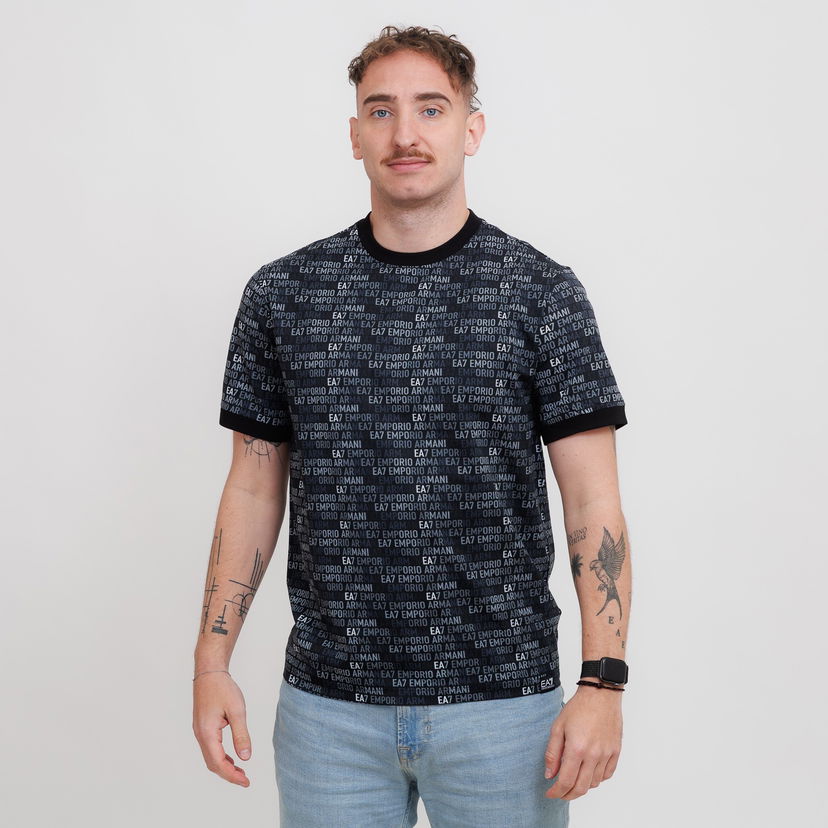 Majica kratkih rukava Emporio Armani EA7 Emporio Armani All-Over Logo Print T-Shirt Crna | 7M000208-AF12874-UC001