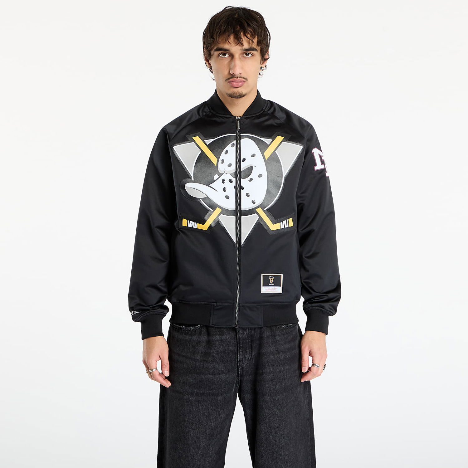 Bomber jakna Mitchell & Ness NHL Maxxed Out Satin Jacket Ducks 1992 Teemu Selanne Crna | JK11279-ADUBLCK, 0