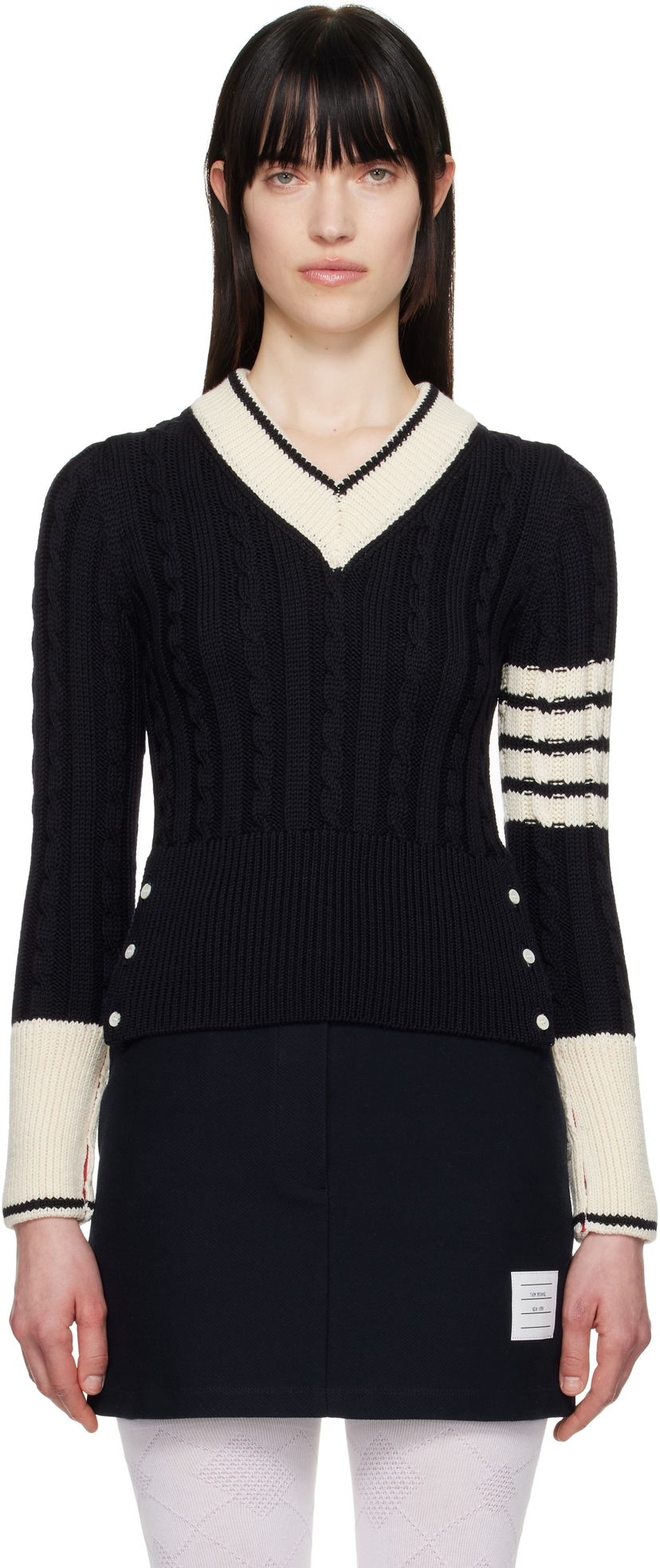 Džemper Thom Browne Thom Browne Classic Merino Wool V-Neck Sweater Tamnoplava | FKA484A-Y1024