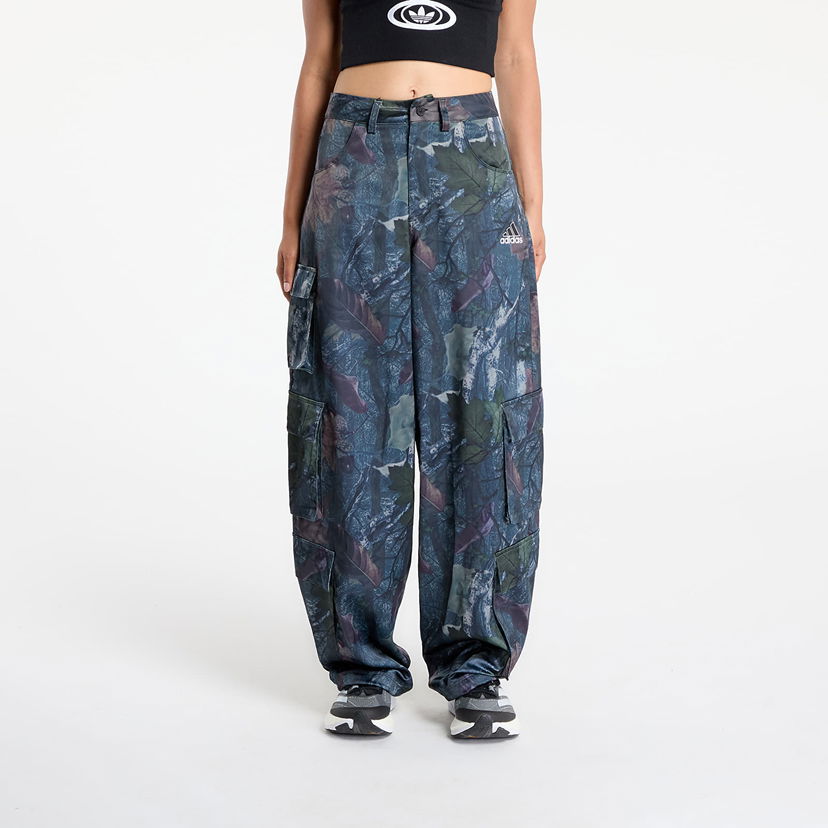 Cargo hlače adidas Originals adidas Originals Leaf Camo Print Satin Cargo Joggers Plava | KE3741