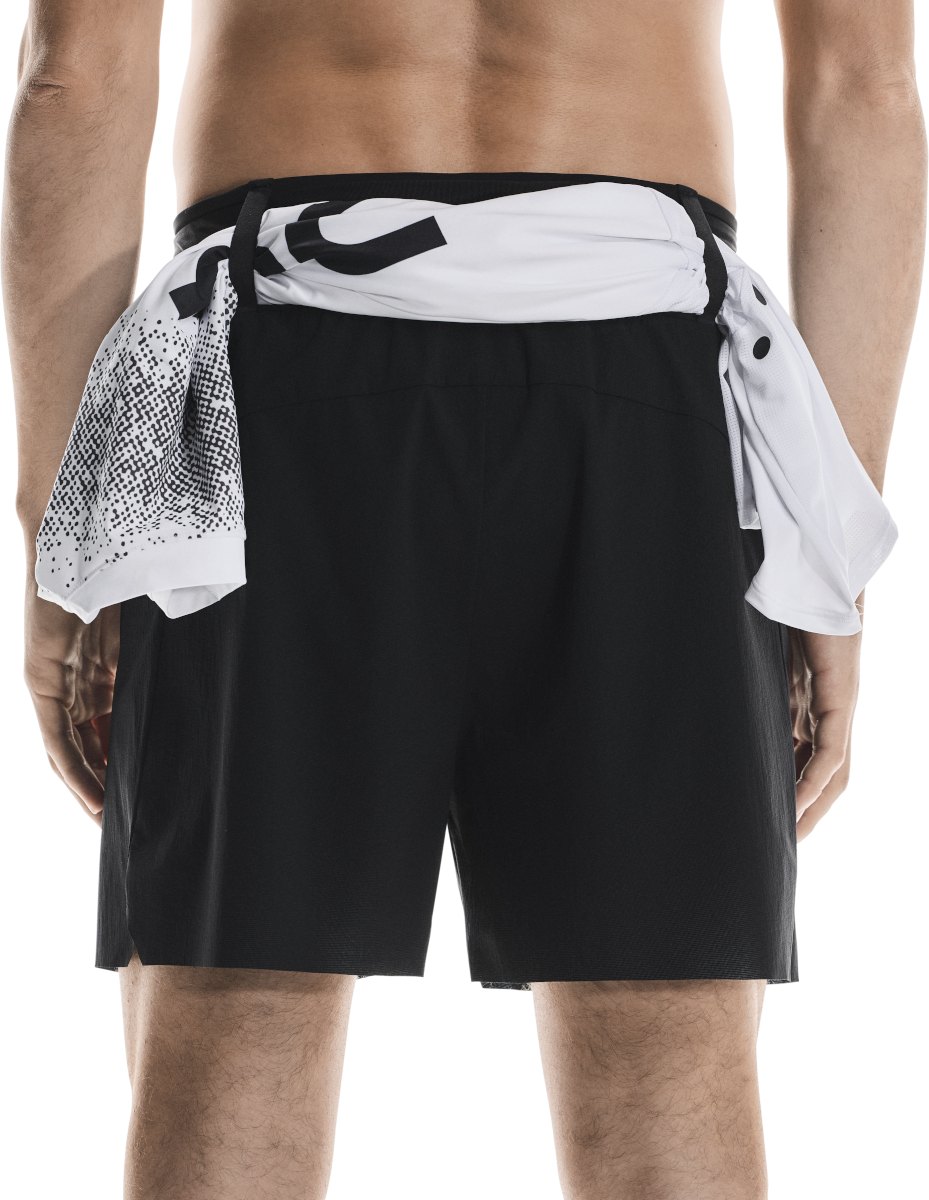 Kratke hlače On Running On Running Ultra Shorts Crna | 1mf30140553, 1