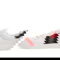 Ace Sneaker