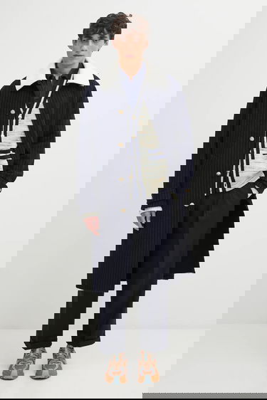 Kaputi Drôle de Monsieur Le Manteau Pinstripes Coat with White Collar Tamnoplava | I.CT143.WO041, 9