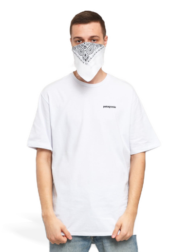 Majica kratkih rukava Patagonia P6 Logo Responsibili Tee Bijela | 38504 WHI