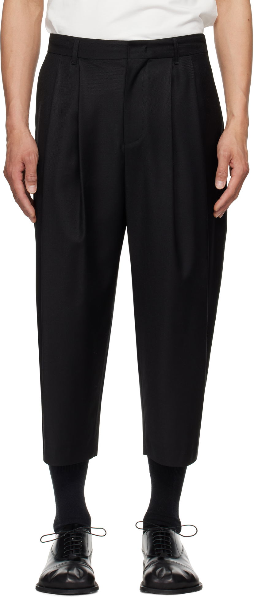 Hlače ADER ERROR ADER error Sig; Tag 01 Cropped Pleated Trousers Crna | BO42FYSA0101BK