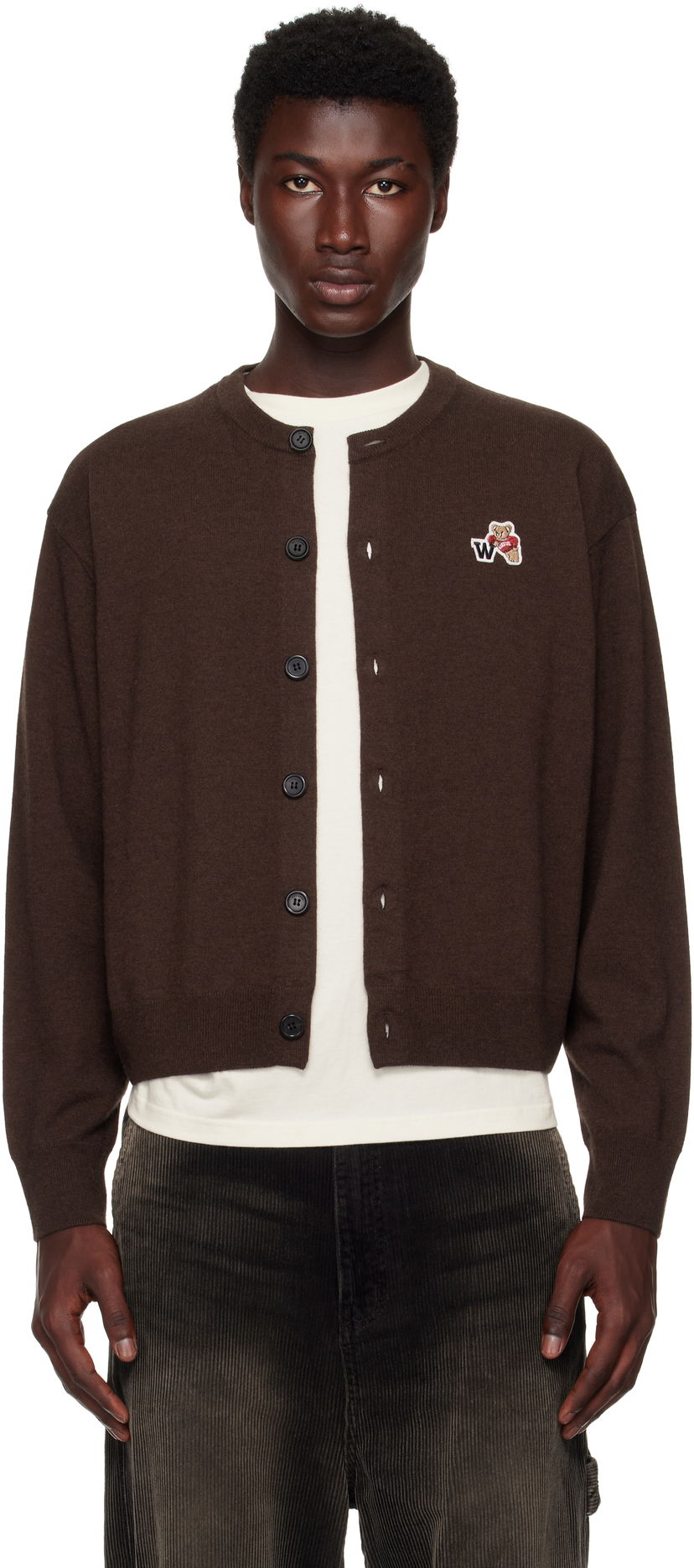 Džemper We11done We11done Single Patch Cardigan Smeđa | WD-KC2-25-611-U-BR