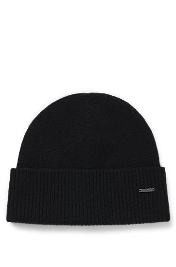 Kapica BOSS Cashmere beanie hat with logo plaque Crna | 50548851