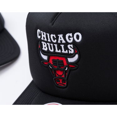 Kapa Mitchell & Ness Mitchell & Ness Chicago Bulls Hidden Trucker Snapback Crna | HT11408-CBUBLCK, 5