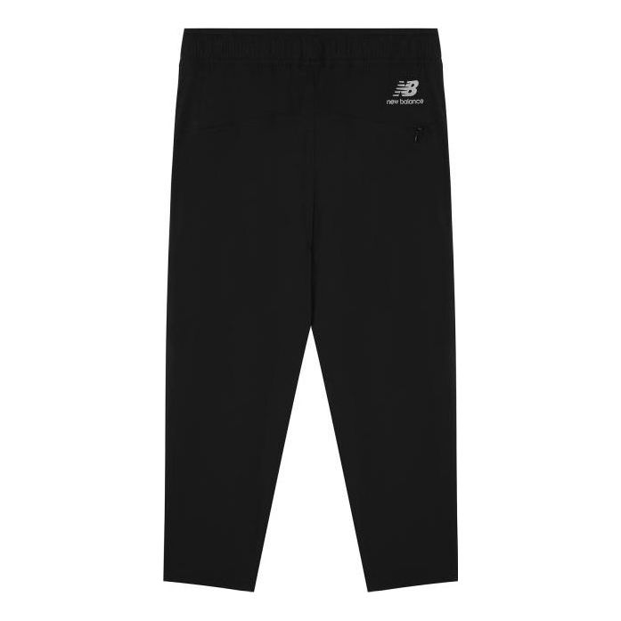 Hlače New Balance Essentials Varsity Fleece Pants Crna | AMP22355-BK