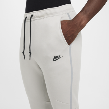 Trenirka Nike Tech Pants Siva | HQ3747-014, 2
