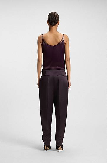 Hlače BOSS Regular-fit Pleated Trousers with Tapered Leg Crna | 50548218, 1