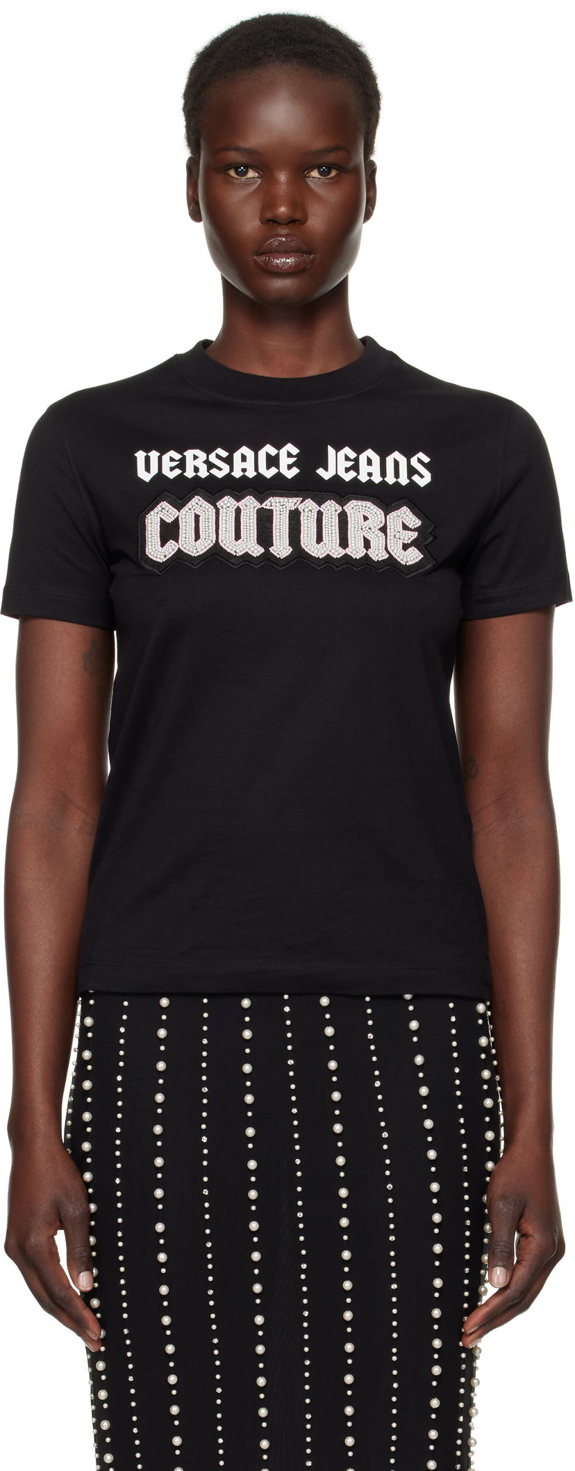 Majica kratkih rukava Versace Gothic Logo T-Shirt Crna | E77HAHC02_ECJ01C