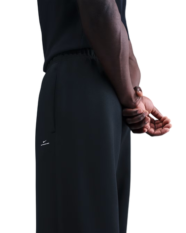 Trenirka Nike Therma-FIT Standard Issue Fleece Pant Crna | im6333-010, 1