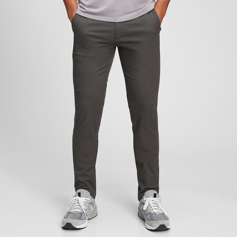 Hlače GAP Chino Skinny Fit Pants Soft Black Crna | 472760-03