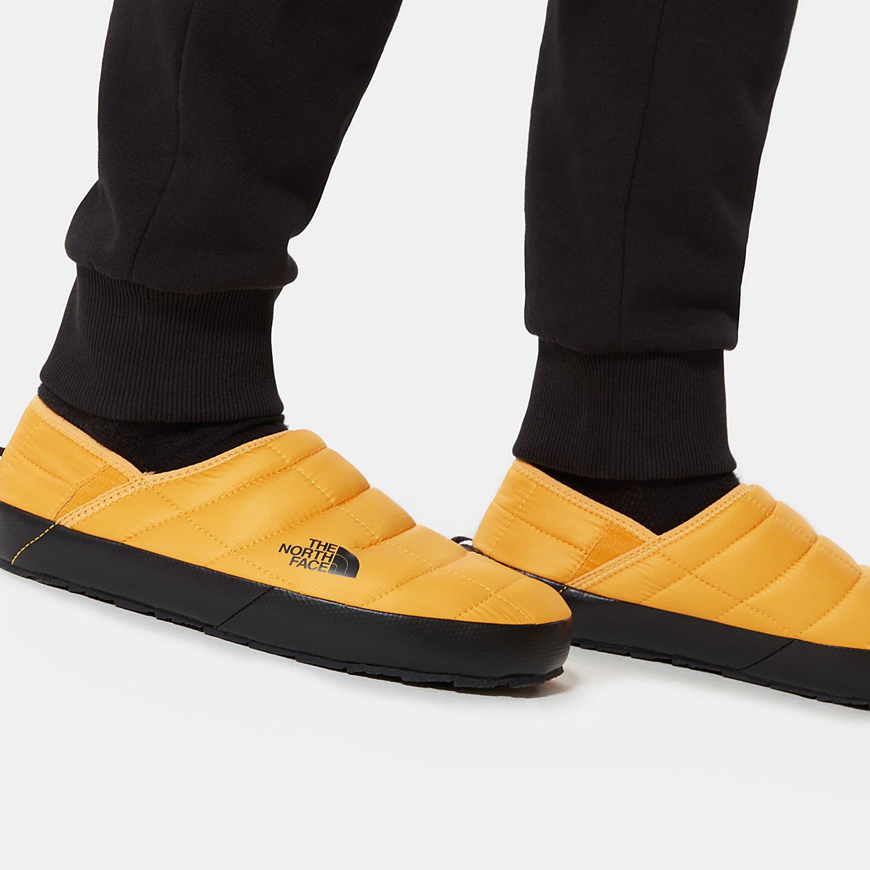 Tenisice i cipele The North Face Thermoball V Traction Mules Žuta | NF0A3UZNZU3, 1