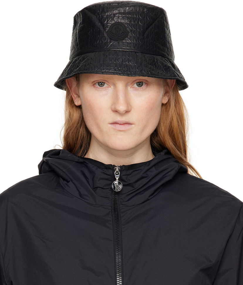 Šešir Moncler Embossed Bucket Hat Crna | J10933B00006597C3