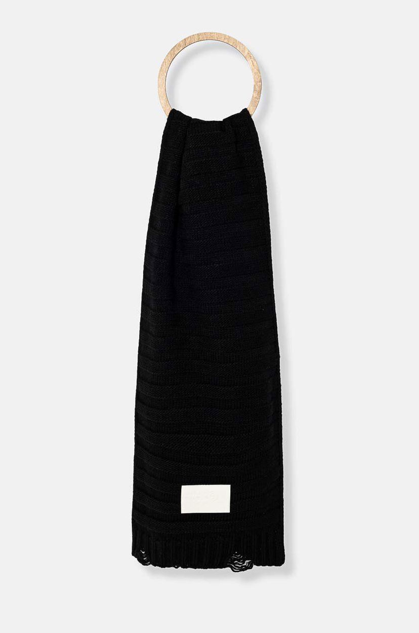 Šal Maison Margiela Wool Scarf With Applique Crna | S52TE0054.M13040