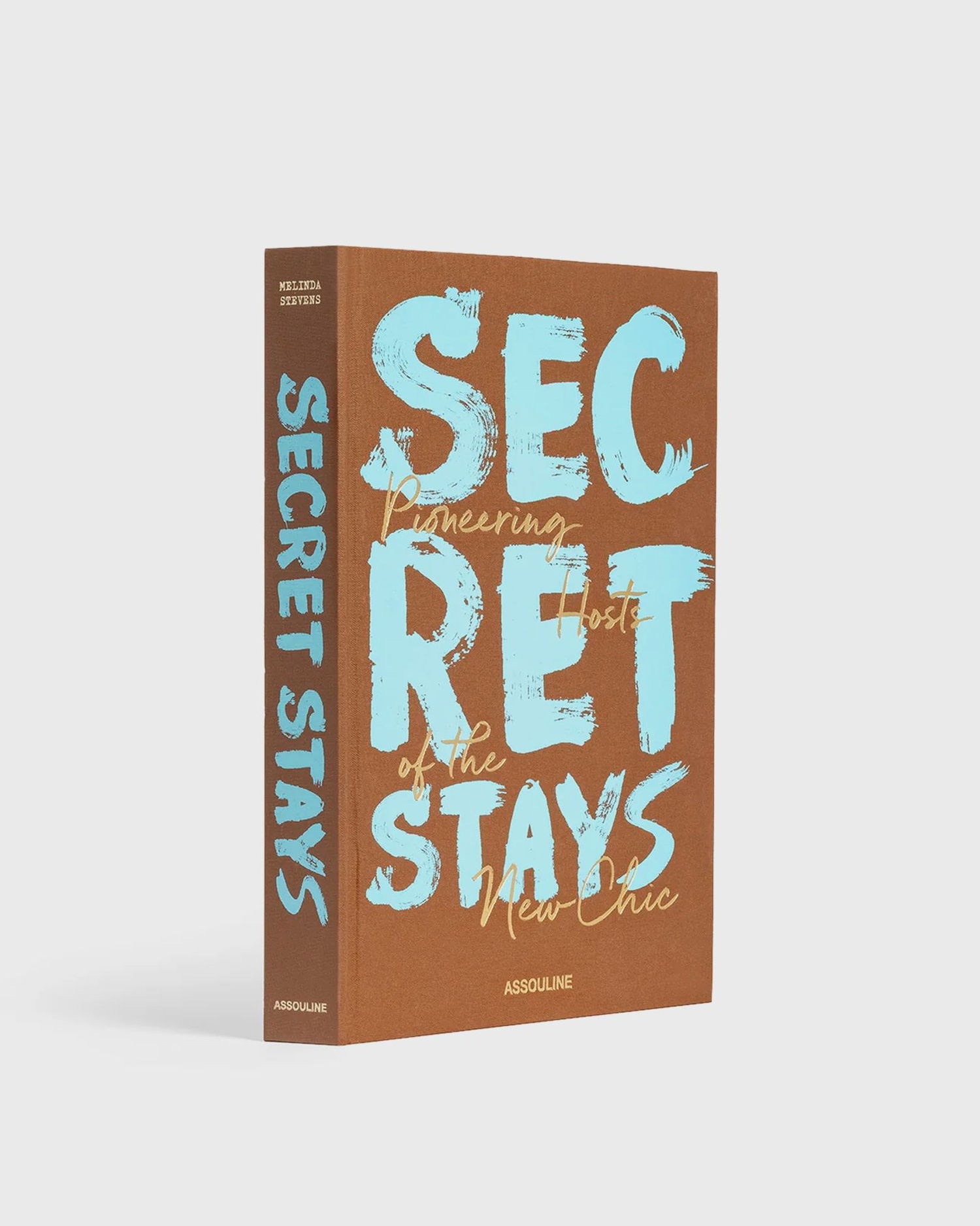 Knjiga i časopis ASSOULINE Secret Stays, Pioneering Hosts of the new Chic Višebojno | 9781649803313, 0