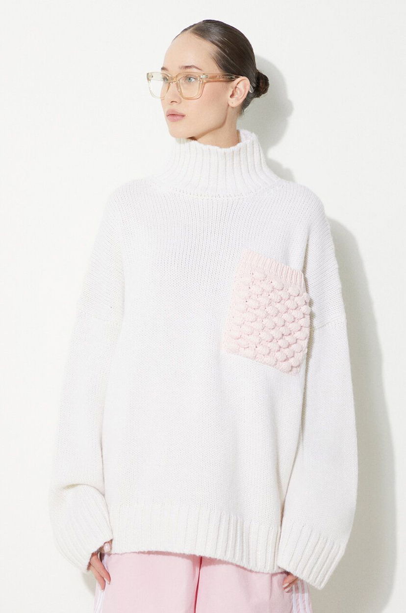 Džemper JW Anderson Turtleneck Jumper With Textured Patch Pocket Bijela | KW1150.YN0144.001