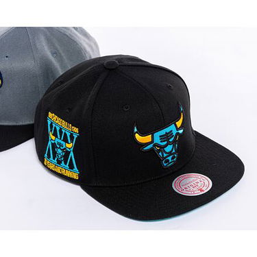 Kapa Mitchell & Ness NBA Core Xi Snapback Chicago Bulls Black Crna | HHSS6751-CBUYYPPPBLCK, 3