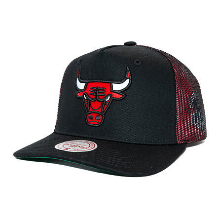 Kapa Mitchell & Ness Mitchell & Ness NBA Tremor Trucker Snapback Chicago Bulls Crna | HT11505-CBUBLCK