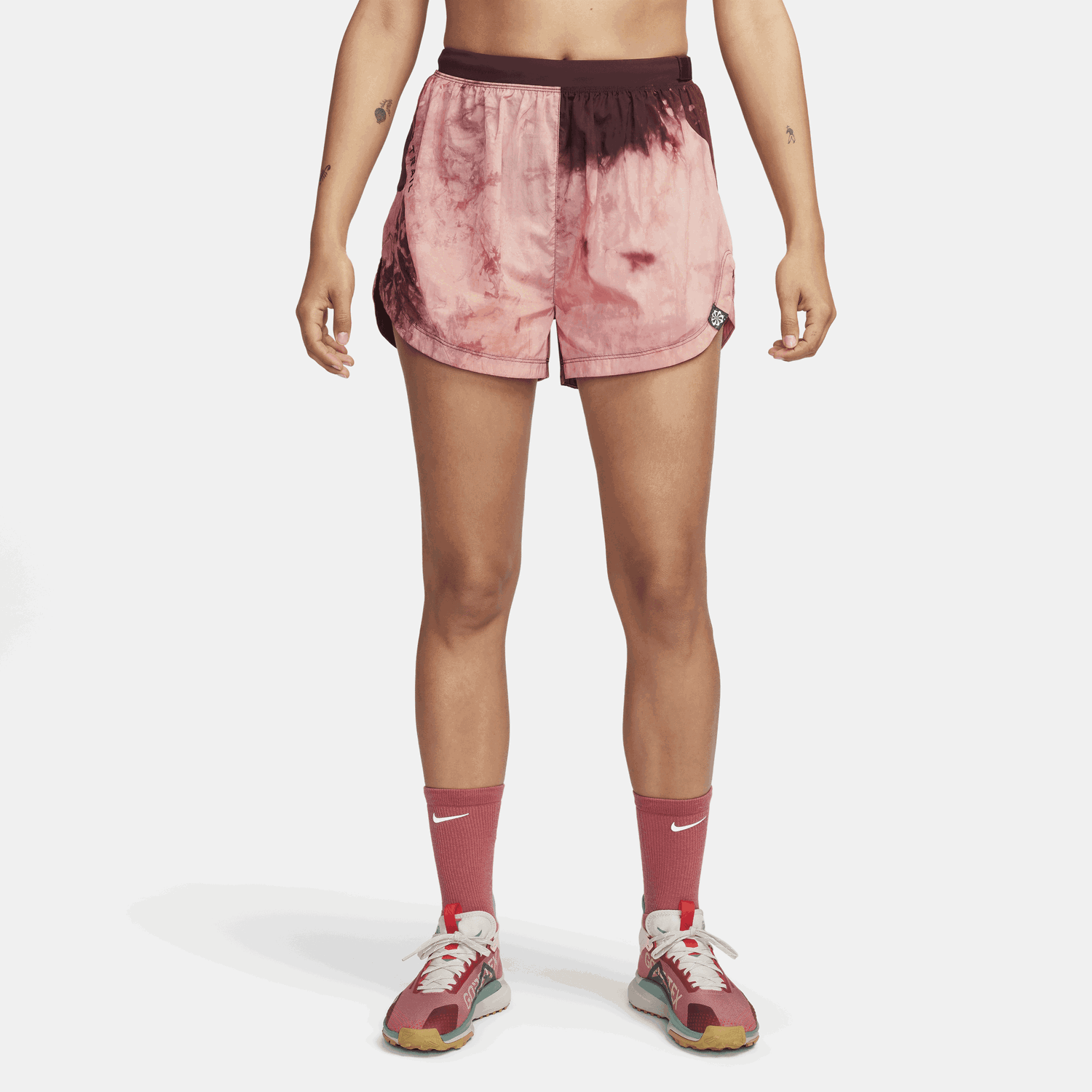 Kratke hlače Nike Dri-FIT Repel Women's Mid-Rise 3" Brief-Lined Trail Running Shorts with Pockets Crvena | DX1021-850, 0