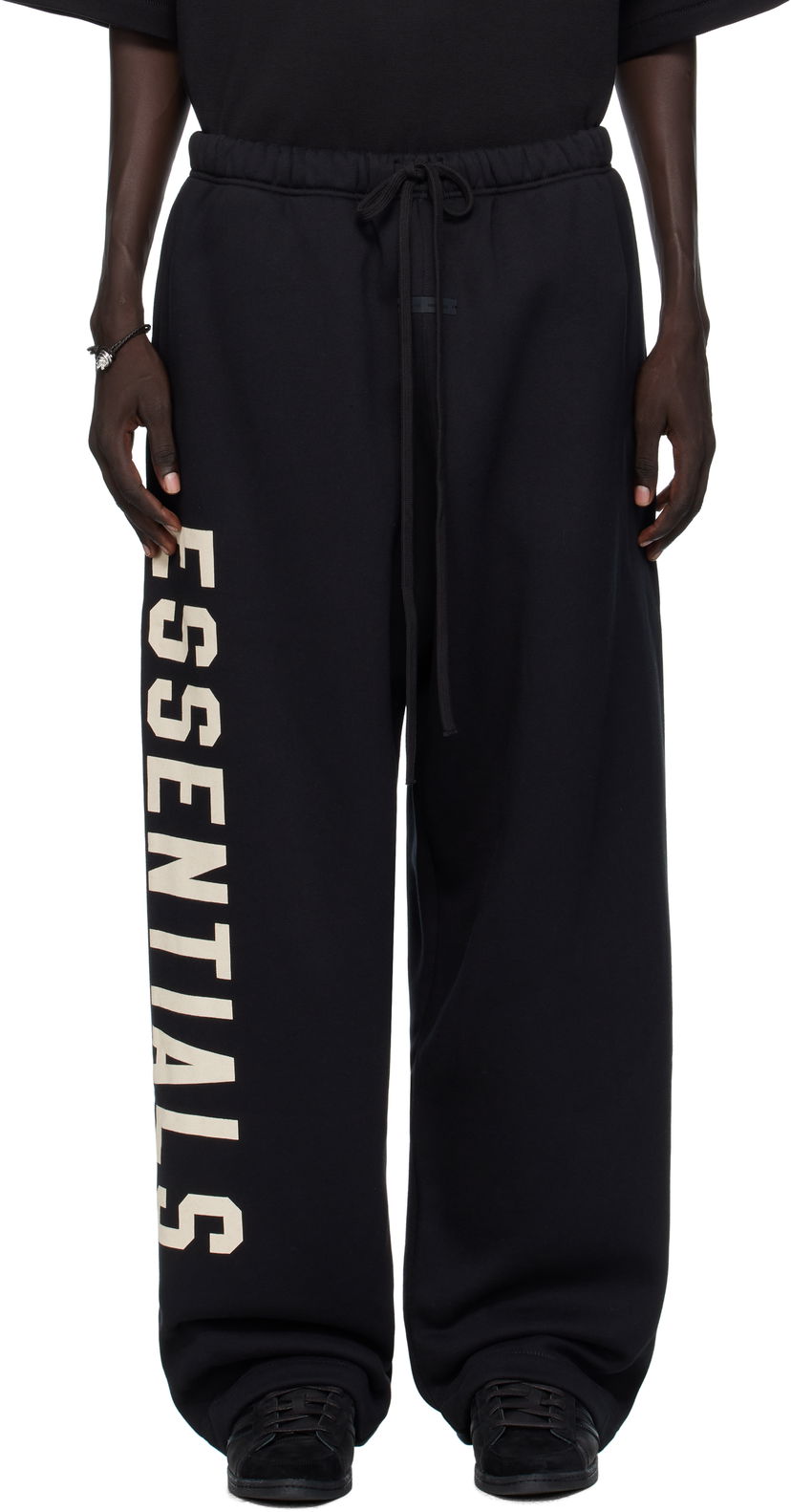 Trenirka Fear of God ESSENTIALS Lounge Fleece Sweatpants Crna | 130SP254320F