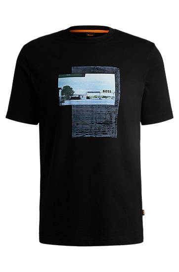 Majica kratkih rukava BOSS T-Shirt with Photographic Artwork Print Crna | 50539180