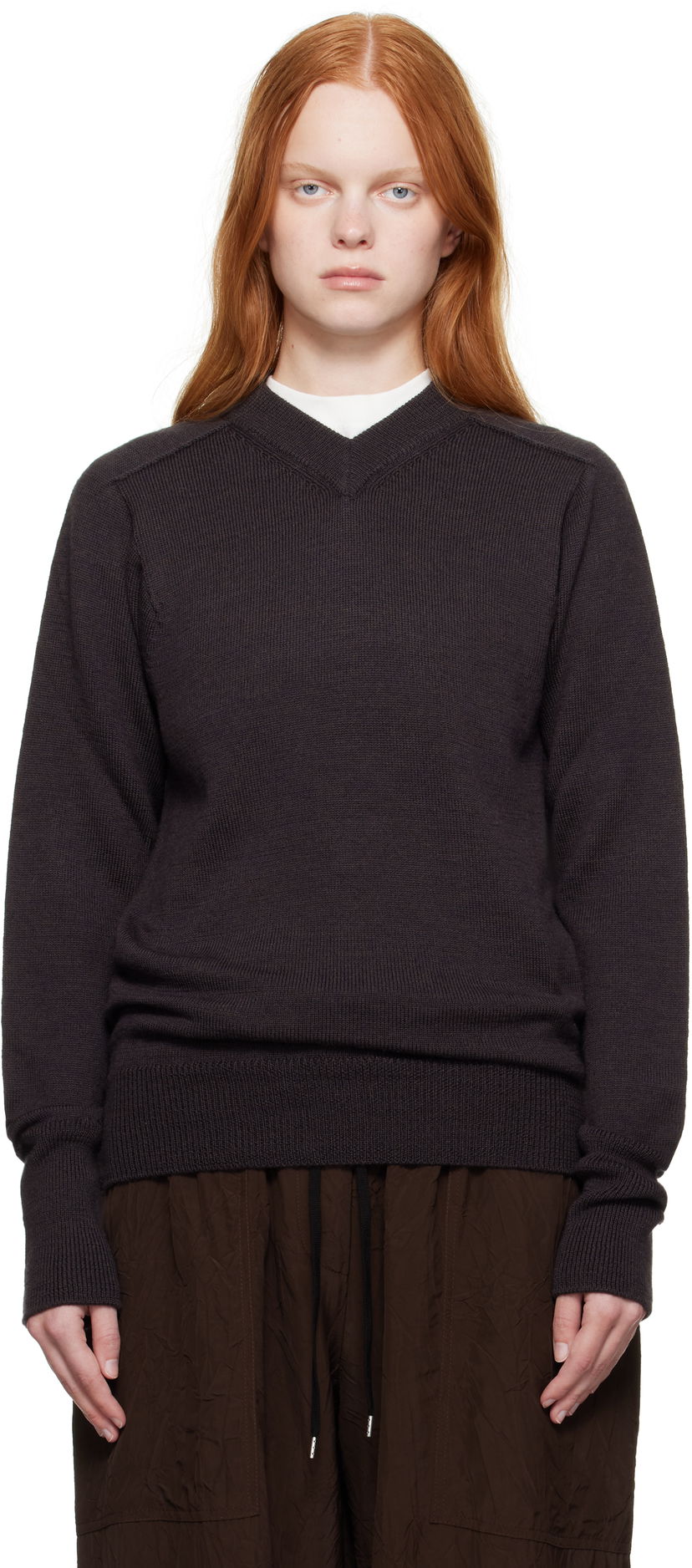 Džemper Studio Nicholson Studio Nicholson Inverness V-Neck Sweater Smeđa | INVERNESS SN - 1501