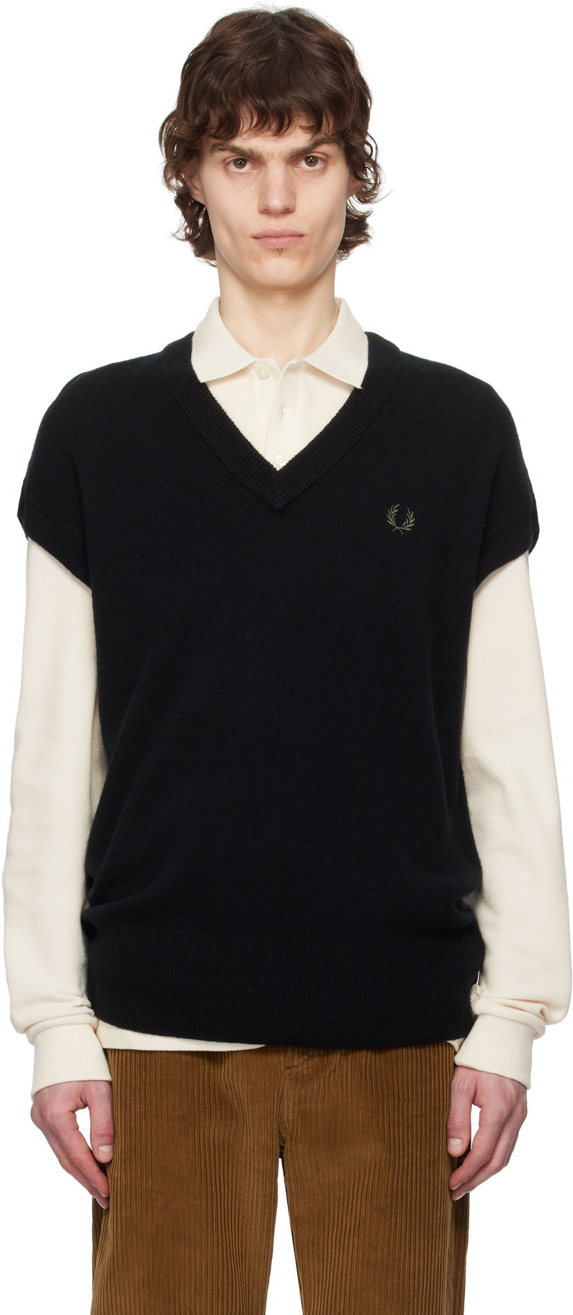 Džemper Fred Perry Fred Perry Lambswool Knit Vest Crna | K8567