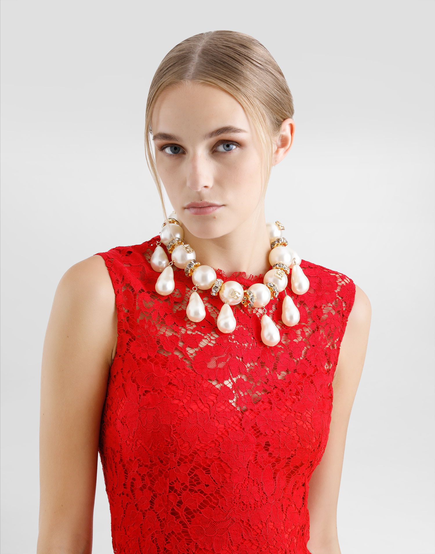 Ogrlica Dolce & Gabbana Maxi-necklace With Spheres, Teardrop Accents And Dg Logo Višebojno | WNR2E3W1111W0111, 1
