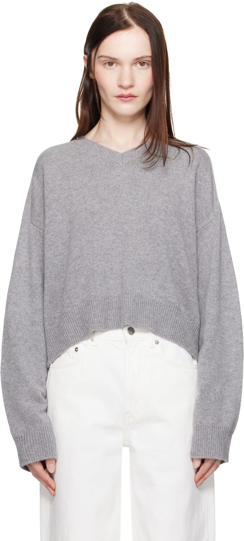Džemper Loulou de Saison Loulou de Saison Anzor Cropped V-Neck Sweater Siva | ANZOR