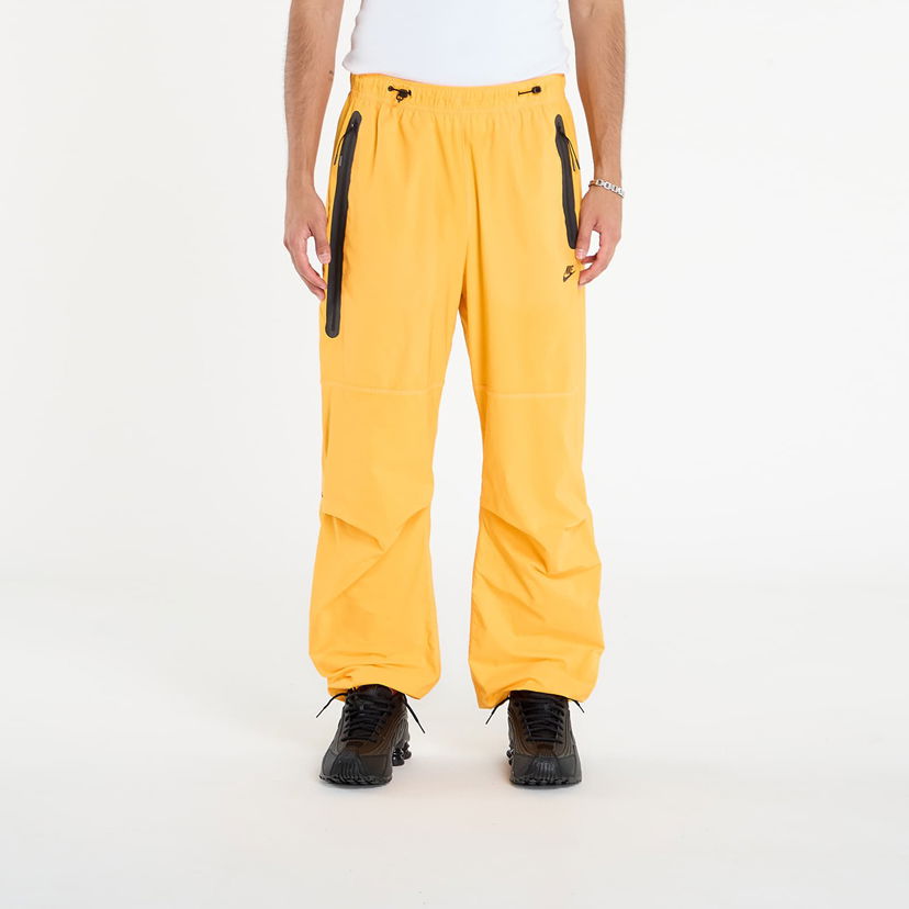 Hlače Nike Nike Tech Woven Pants Žuta | II4615-717