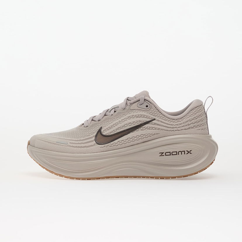 Tenisice i cipele Nike Vomero Plus Bež | HV8150-005