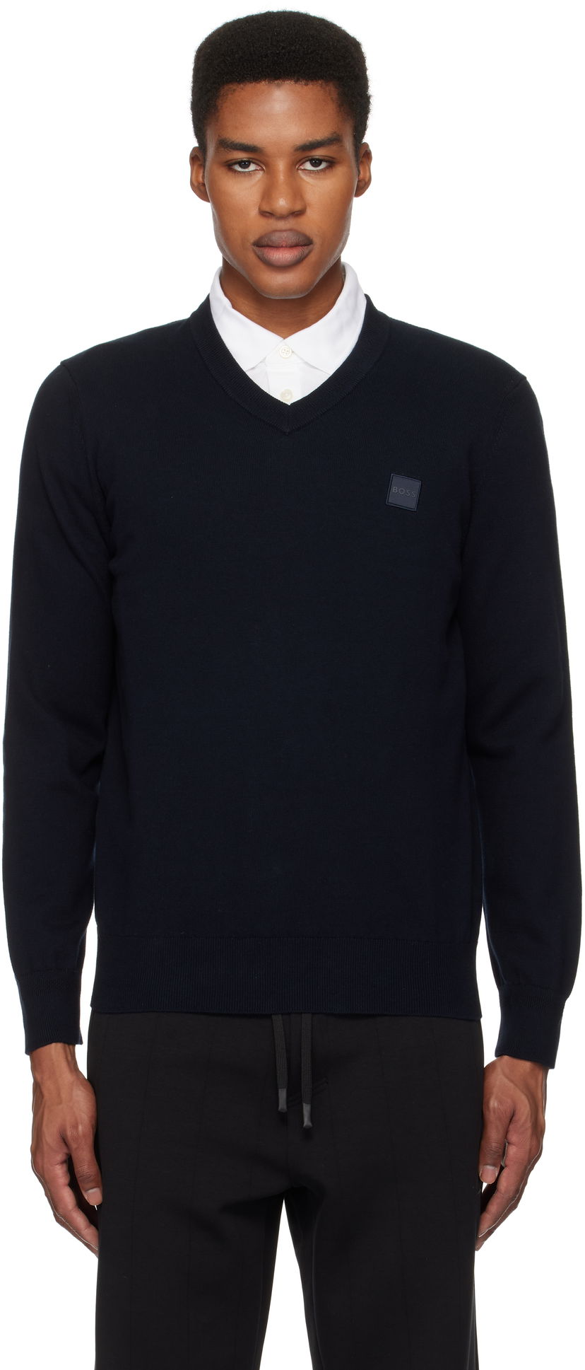 Džemper BOSS V-Neck Logo Patch Sweater Tamnoplava | 50534120