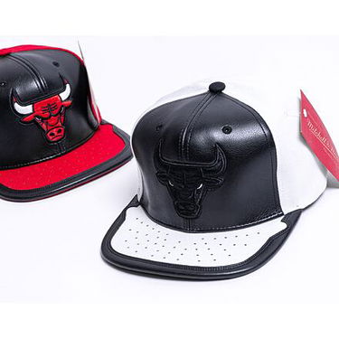 Kapa Mitchell & Ness Day One Snapback Bulls Cap Crna | 6HSSMM19224-CBUWHBK, 2